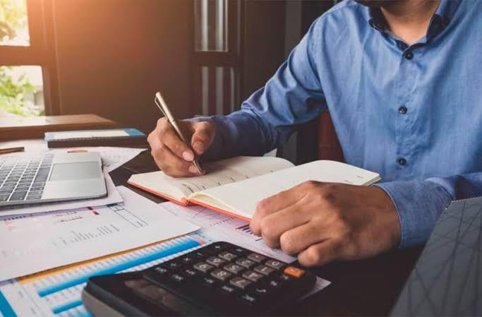 The Complete Guide to Accounting and Bookkeeping for Small Businesses